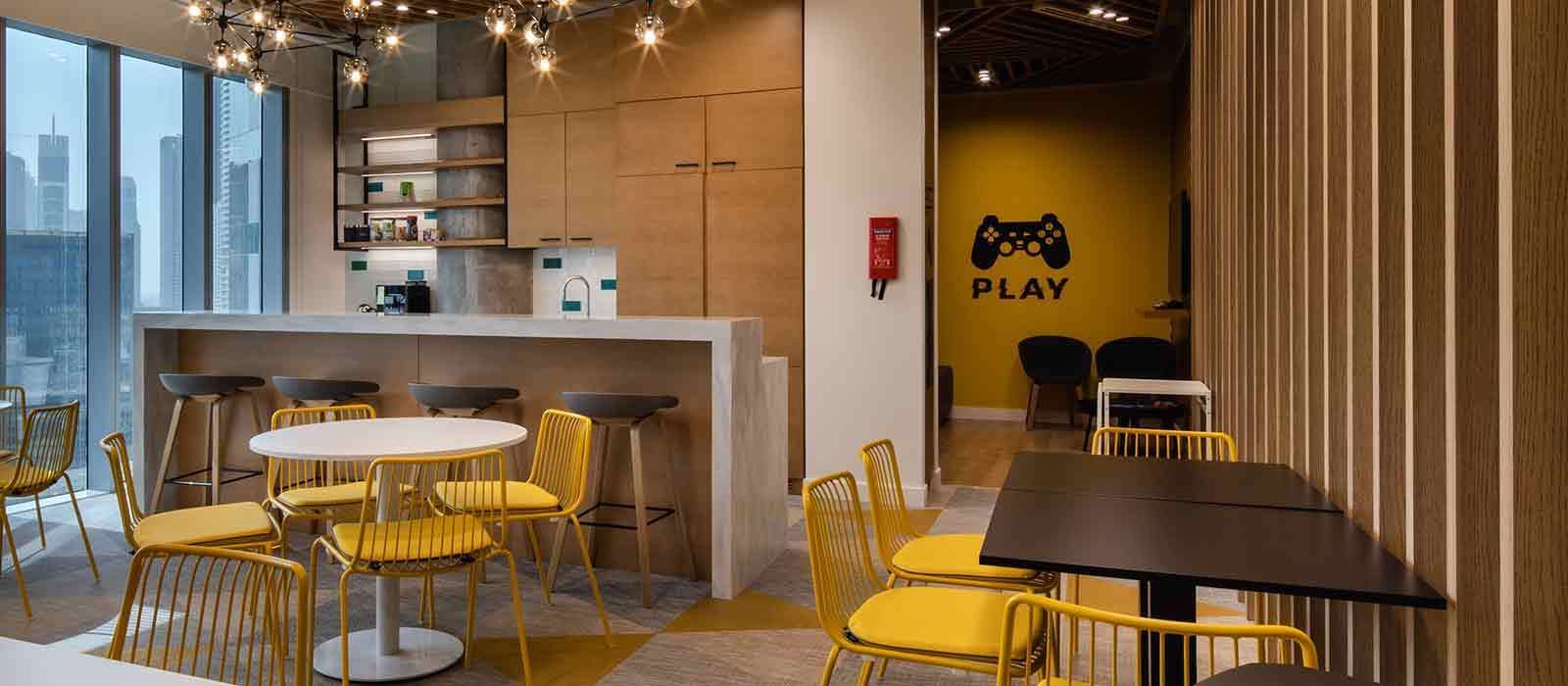 S Three Spotlight image 1600x700