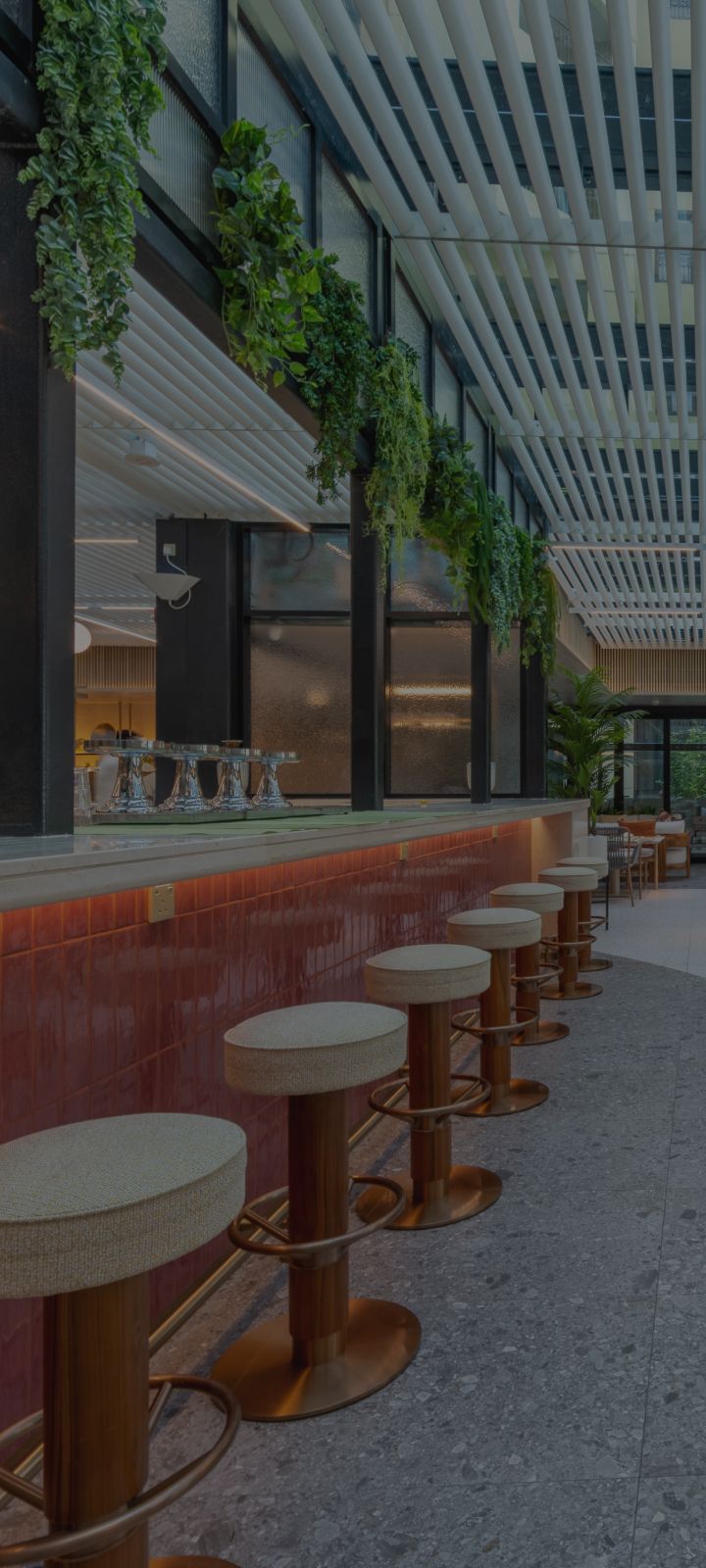 Pullman hotel banner mobile