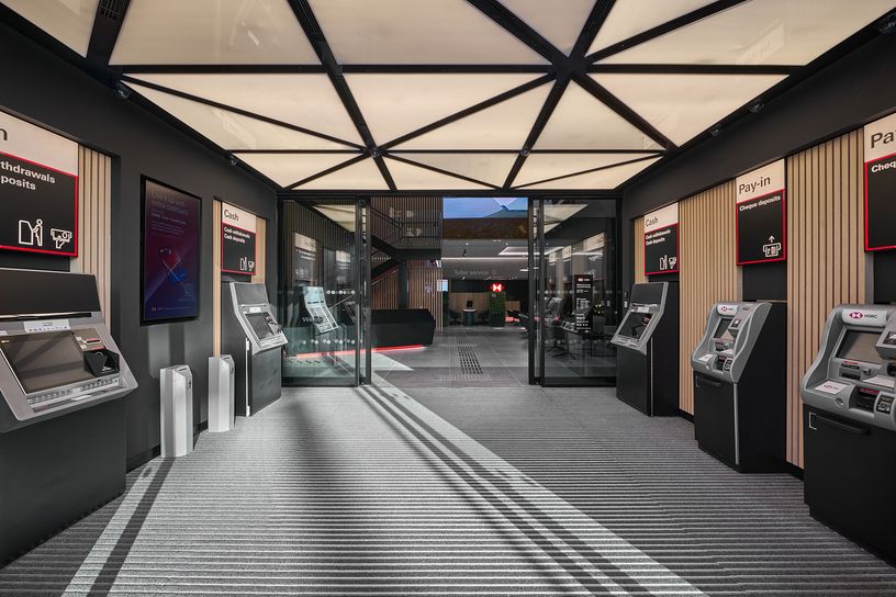 HSBC commercial fitouts uae