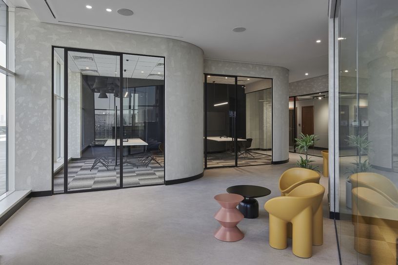 Al Thuraya Tower interior fit out company projects 2x