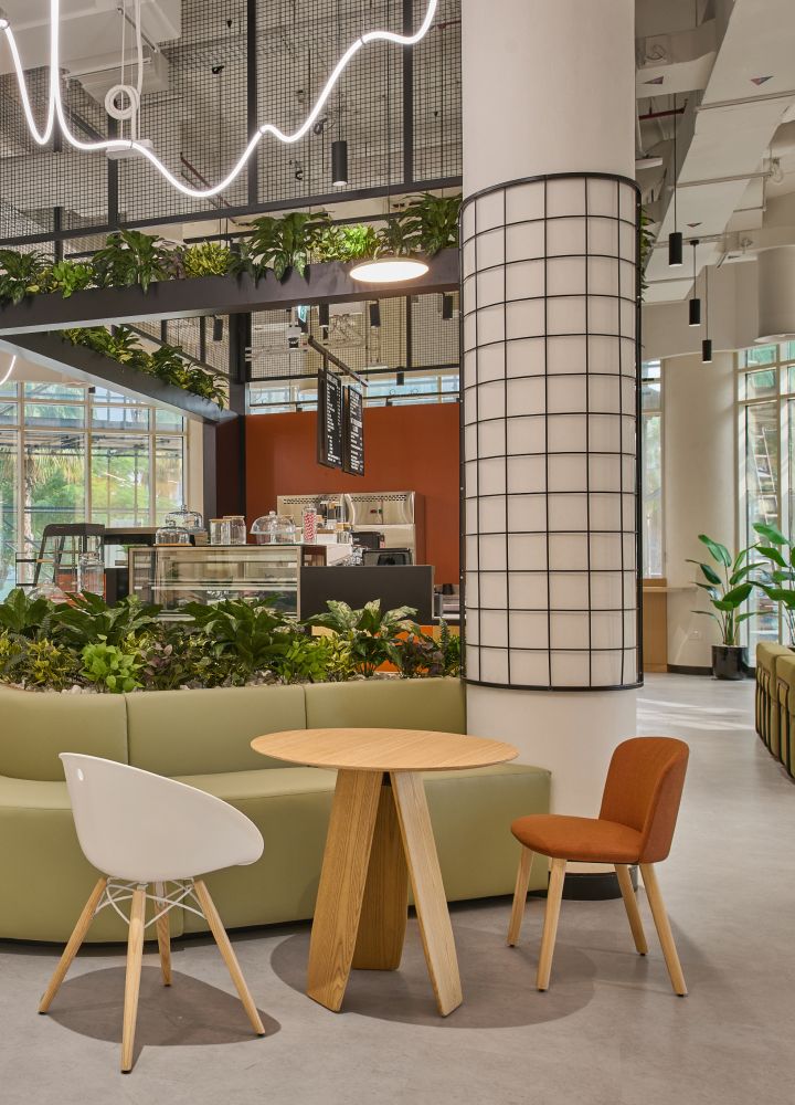 De Montfort University KPS interior fit out company uae