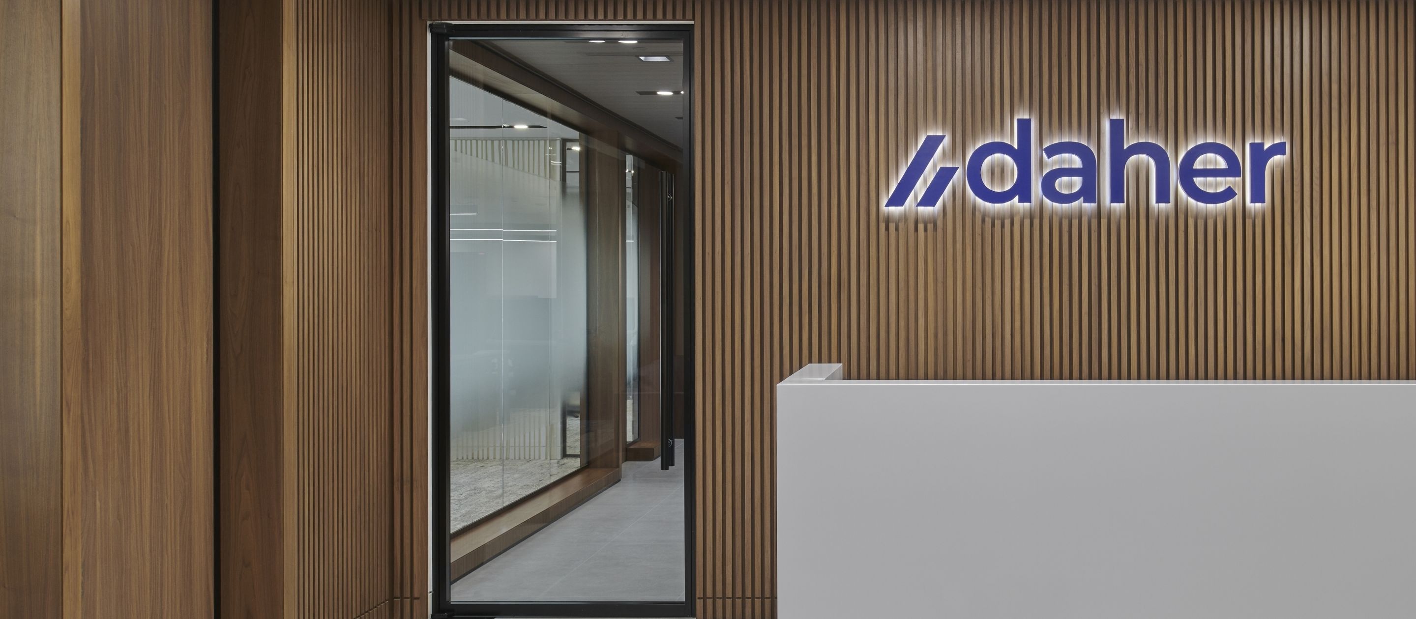 Daher entreprises françaises de décoration dintérieur pour locaux commerciaux