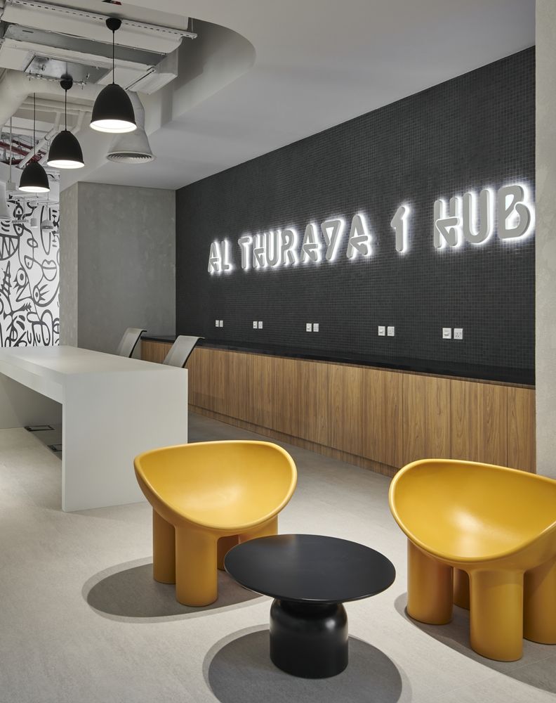 Al thuraya tower entreprises françaises de décoration dintérieur pour locaux commerciaux KPS 2x